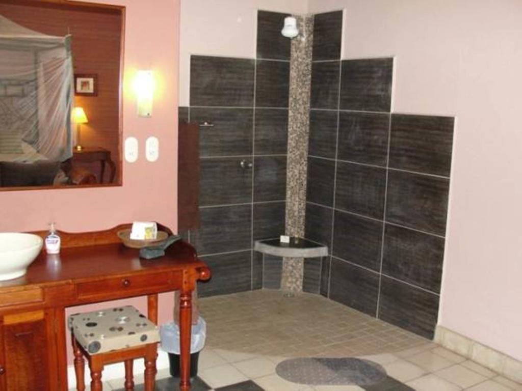 Hotel Casa Cubana Granada Nicaragua Oda fotoğraf